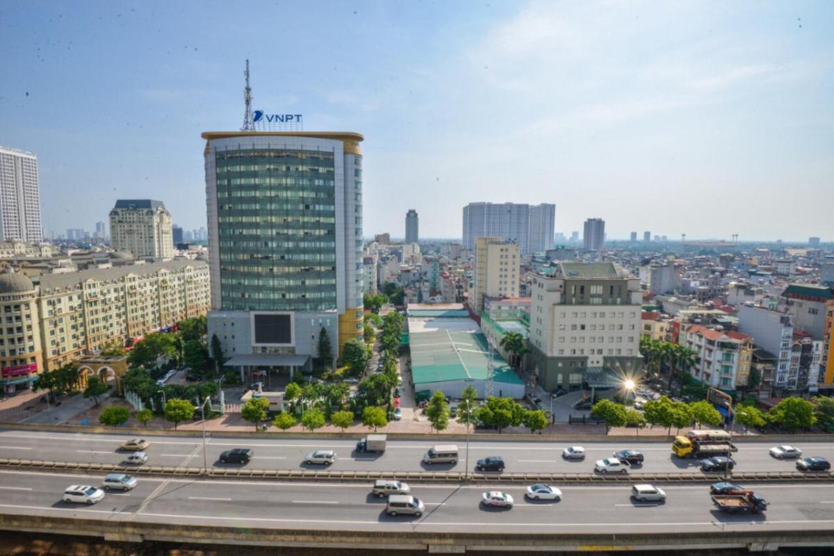 Bom Homes- Vinhomes Skylake- Service Apartment Hanoi Exterior photo